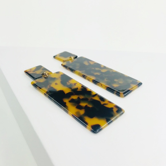 Tortoise Rectangle Acrylic Drop Earrings - Picture 6 of 8